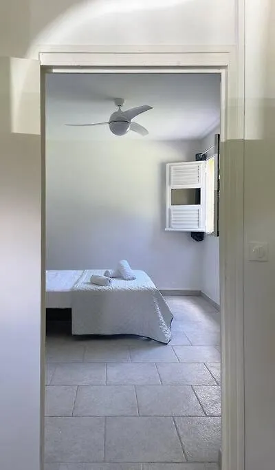 Spacieux Appartement A La Villa Montagne Le Carbet Apartment
