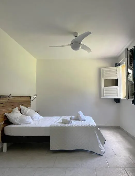 Spacieux Appartement A La Villa Montagne Le Carbet