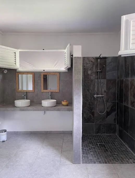 Spacieux Appartement A La Villa Montagne Le Carbet 0*,